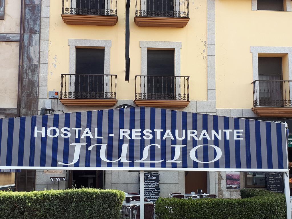 Hostal Julio Trujillo Exterior photo